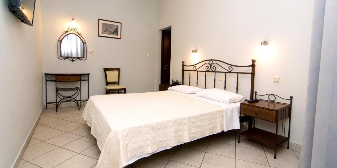 San Nectarios Hotel Parga Exterior photo